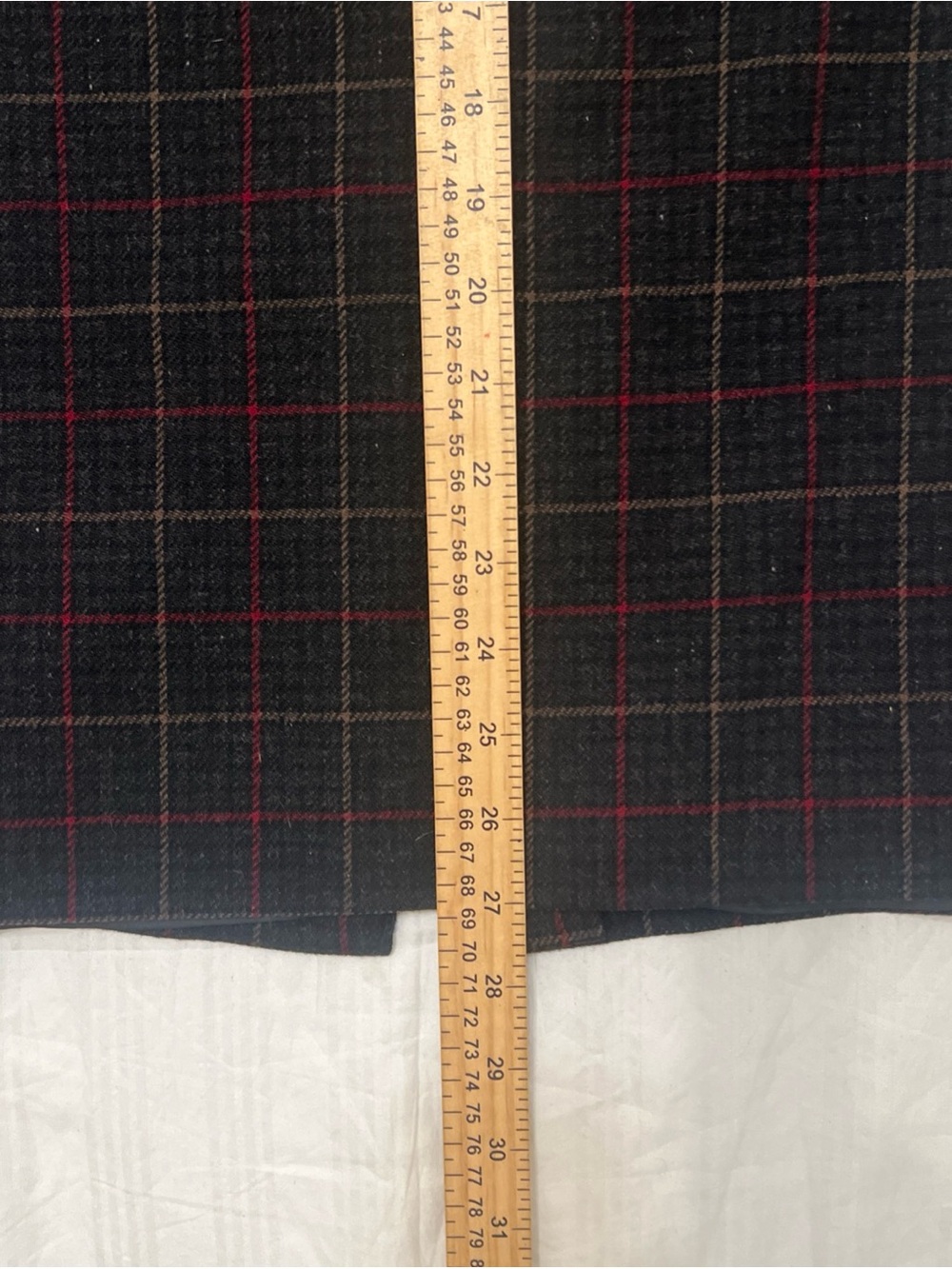 Pendleton 100% Wool Charcoal Gray Burgundy Plaid Midi Skirt Size 6 - Picture 10 of 11